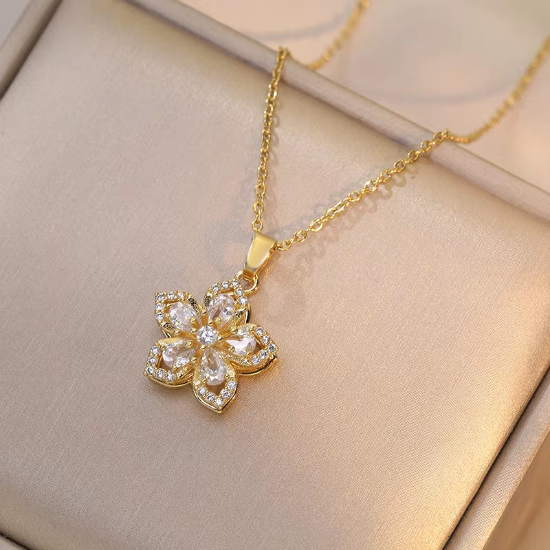 Elevate Your Style with the Light Luxury Gold Spin Zircon Flower Pendant Necklace - Perfect for Parties and Gifts!
