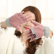 Knitted thermal gloves