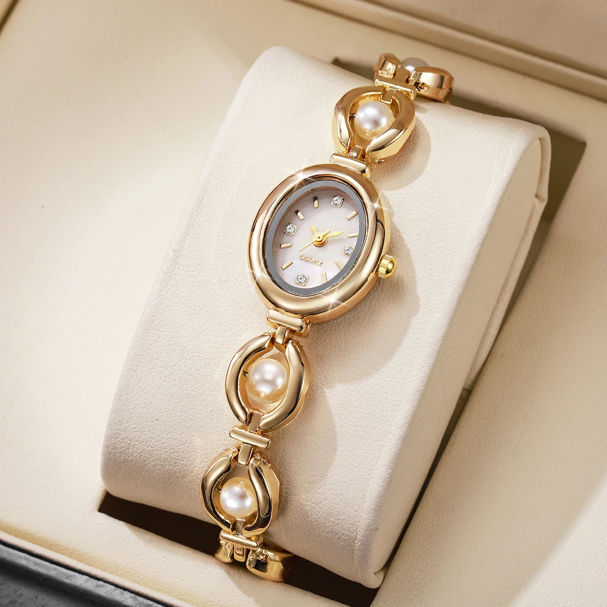 Chic Pearl Bracelet Quartz Wristwatch for Women - Stylish Diamond Accents and Casual Elegance