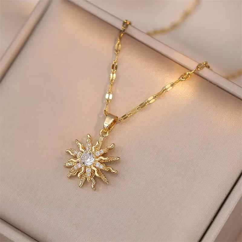 Elevate Your Style with the Light Luxury Gold Spin Zircon Flower Pendant Necklace - Perfect for Parties and Gifts!